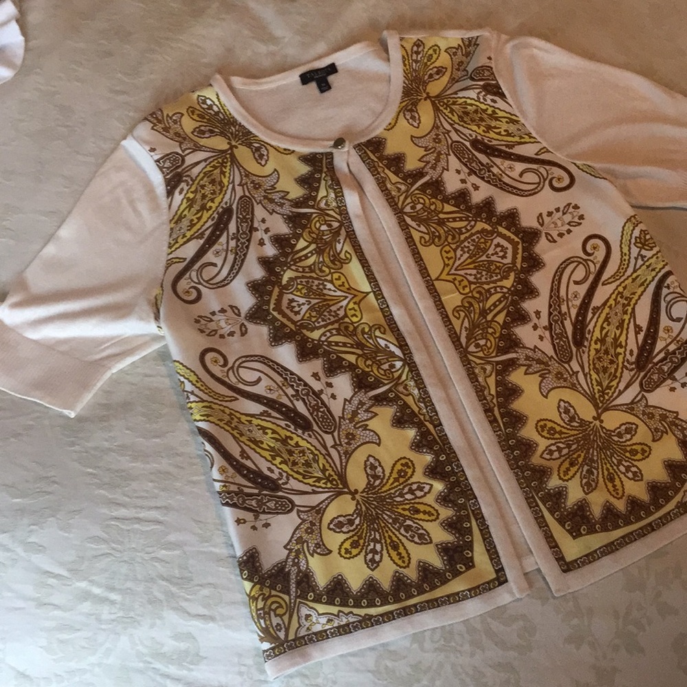 Short sleeve lightweight cardigan